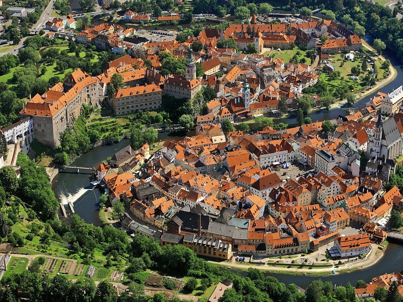 Cesky Krumlov Tour
