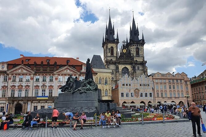 Old Town and Jewish Quarter Walking Tour Prague